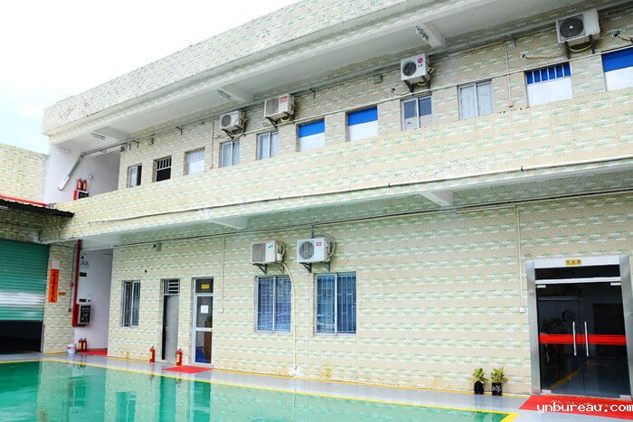 中空板工厂大楼